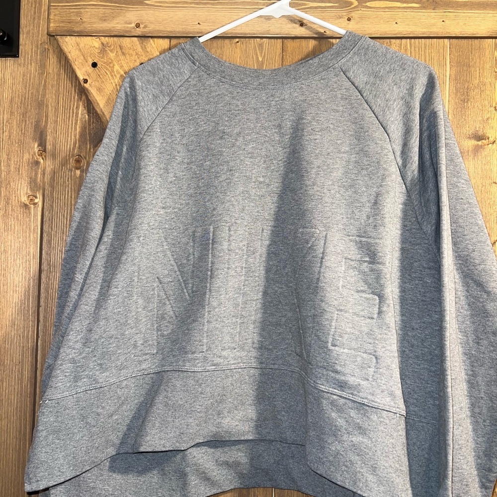 Nike Dri-FIT Heather Gray Top